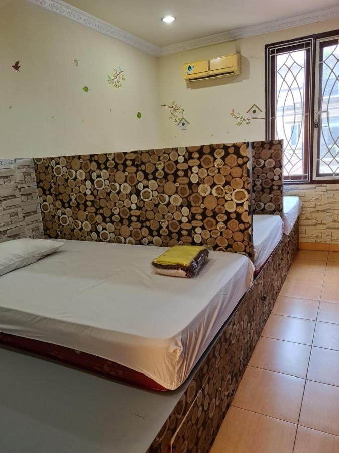 Traveller Home Tangerang Eksteriør bilde