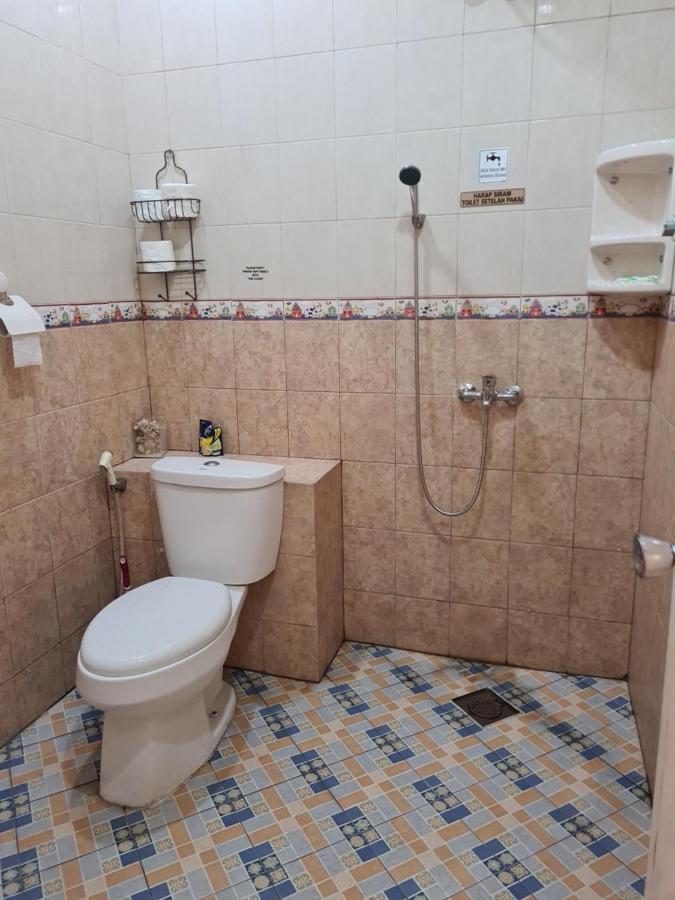 Traveller Home Tangerang Eksteriør bilde